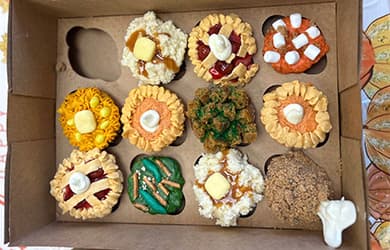 Thanksgiving Bake Off 2022 photo 5